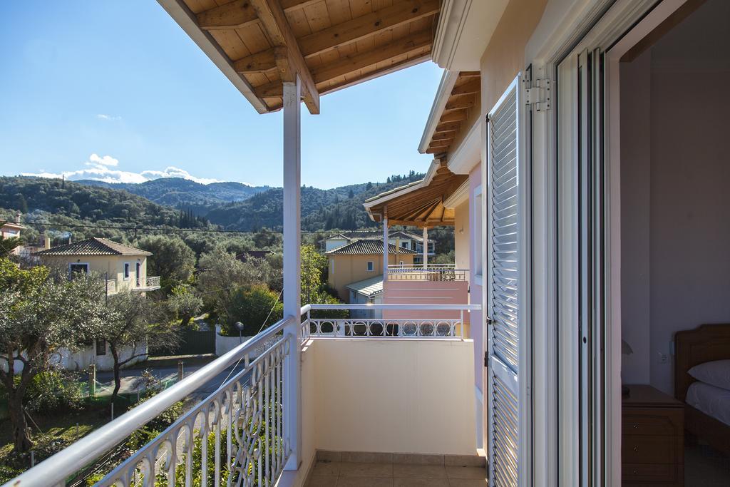 Apolpaina L Apartments Bagian luar foto