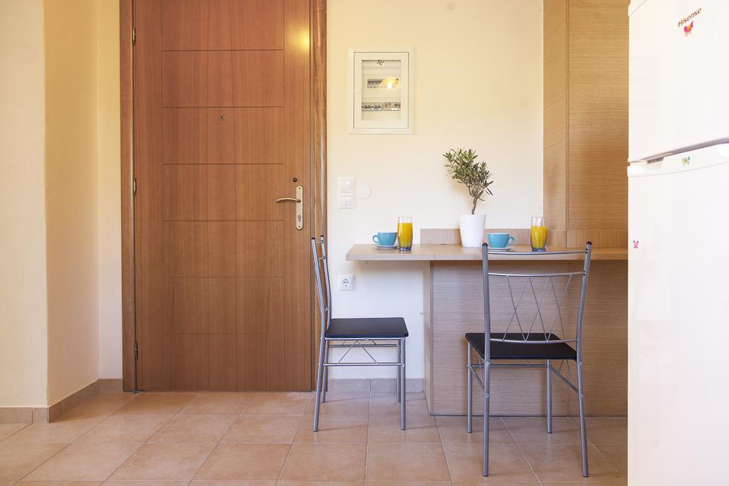Apolpaina L Apartments Bagian luar foto