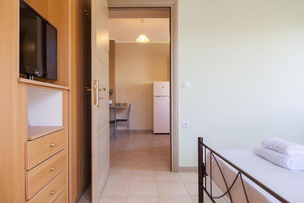 Apolpaina L Apartments Bagian luar foto